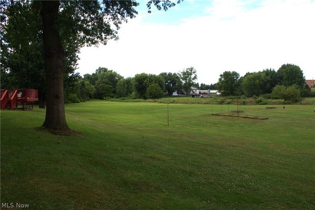 11650 Streamview Avenue NW, Uniontown, OH 44685