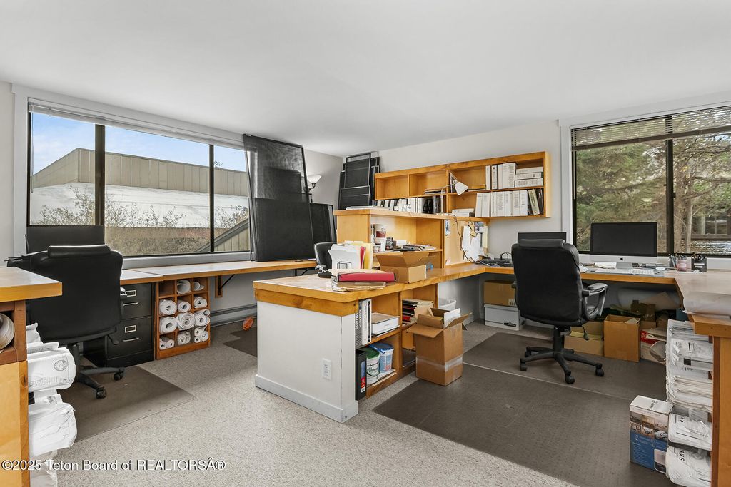 4020 W LAKE CREEK Drive, Wilson, WY 83014 photo 13