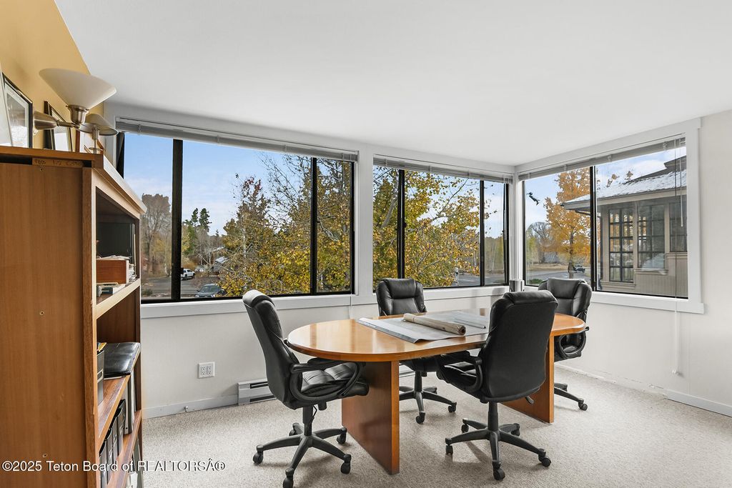 4020 W LAKE CREEK Drive, Wilson, WY 83014 photo 6