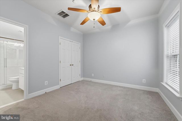 2425 HUNTINGTON PARK DR, Alexandria, VA 22303