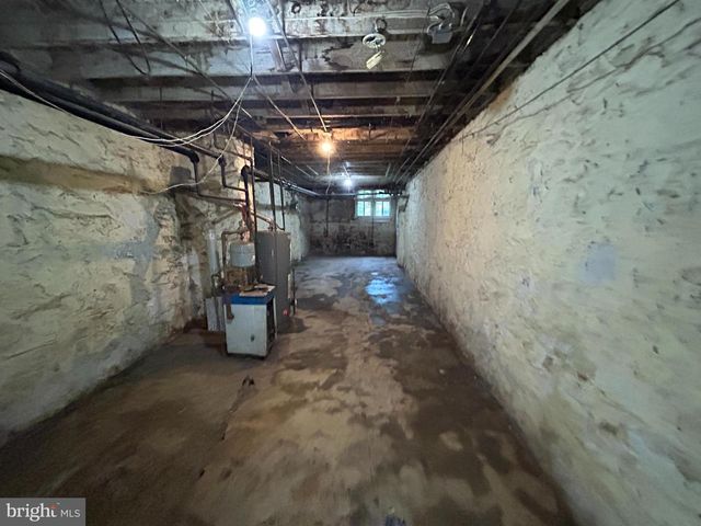 2904 WINCHESTER ST, Baltimore, MD 21216