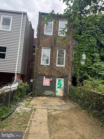 2904 WINCHESTER ST, Baltimore, MD 21216