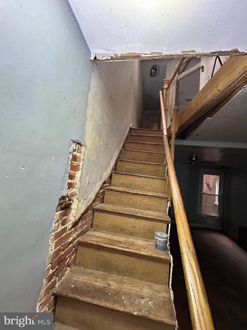 2904 WINCHESTER ST, Baltimore, MD 21216