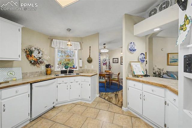 4687 Pine Marten Point, Colorado Springs, CO 80922