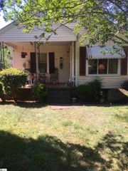 10 Edwards Street, Greenville, SC 29609