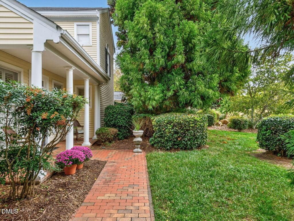 28 W Madison, Pittsboro, NC 27312