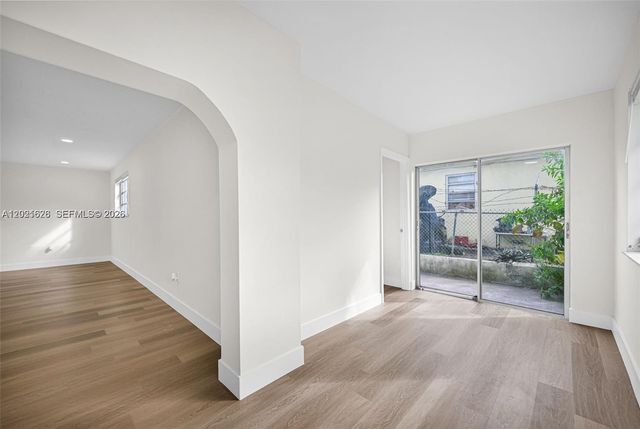 11812 NE 14th Ave 11810, Miami, FL 33161