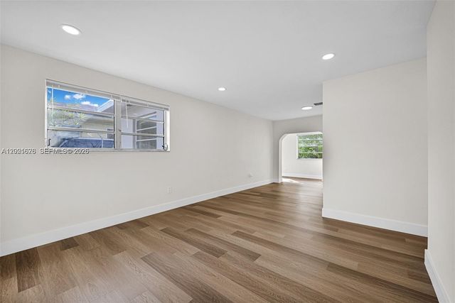 11812 NE 14th Ave 11810, Miami, FL 33161