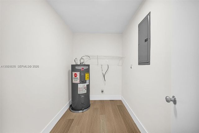 11812 NE 14th Ave 11810, Miami, FL 33161