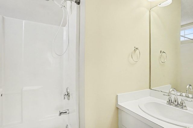 609 Sailbrooke Ct Unit 105, Murrells Inlet, SC 29576