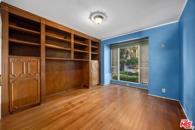 9044 Elevado Street, West Hollywood, CA 90069