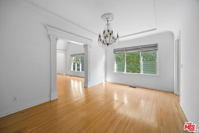 9044 Elevado Street, West Hollywood, CA 90069