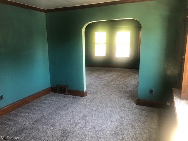 3484 Tuttle Avenue, Cleveland, OH 44111