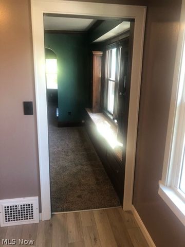 3484 Tuttle Avenue, Cleveland, OH 44111