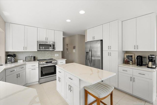 54764 Malheur Drive, Macomb Twp, MI 48042