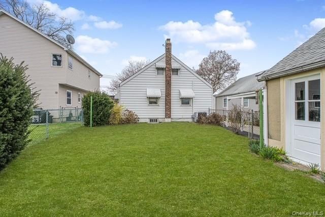 125 Bryson Avenue, Staten Island, NY 10302