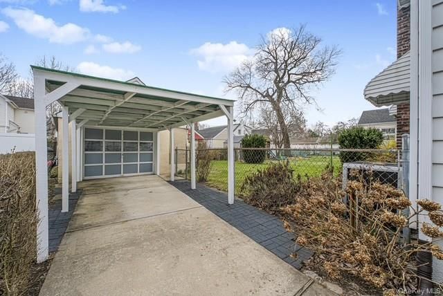 125 Bryson Avenue, Staten Island, NY 10302