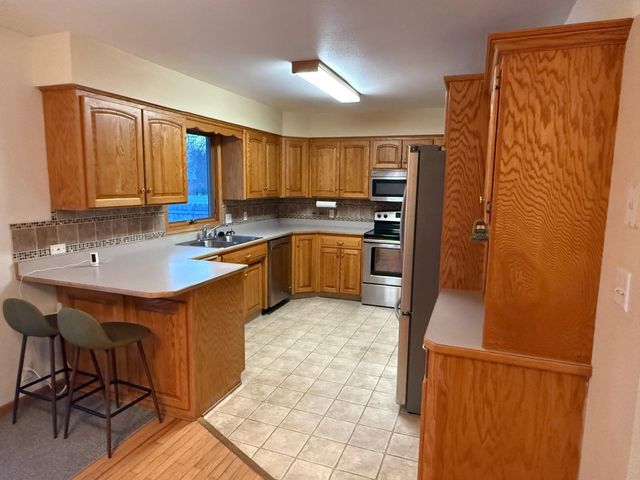 704 4th Avenue E, Ada, MN 56510