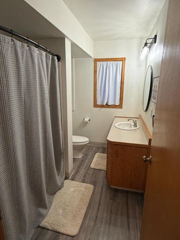 704 4th Avenue E, Ada, MN 56510