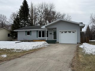 704 4th Avenue E, Ada, MN 56510