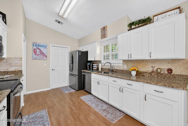 3939 ARBOR BLUFF Lane E, Jacksonville, FL 32225