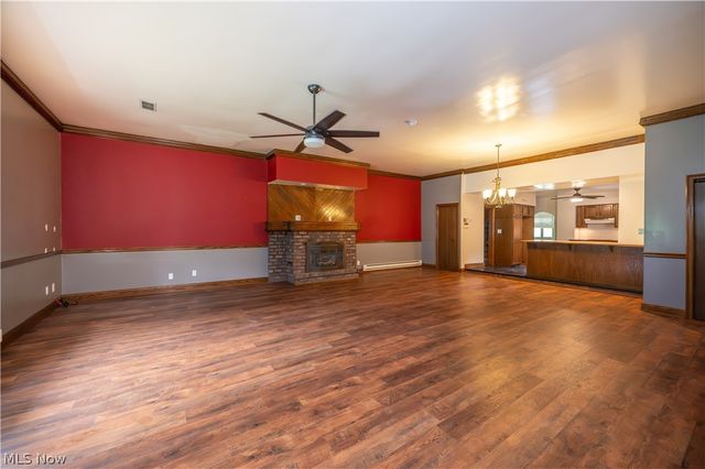 1953 Lawn Avenue, Lowellville, OH 44436