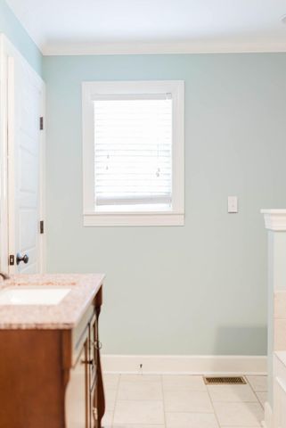 221 Moundale Avenue, Winchester, KY 40391