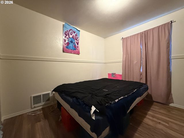 226 CYPRESS St, Brookings, OR 97415
