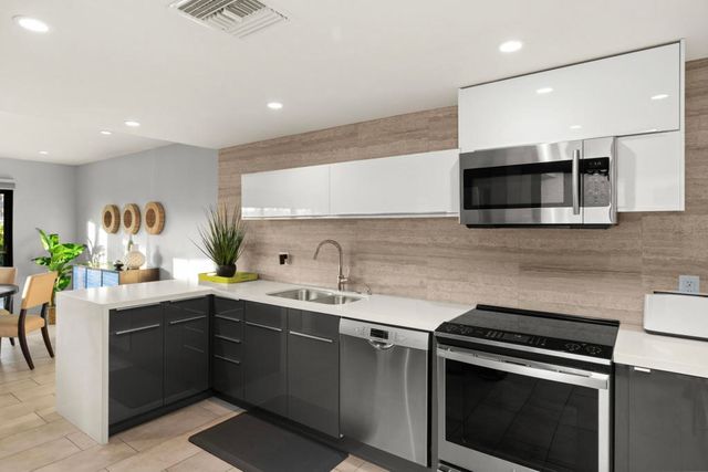 6155 E Driver Road, Palm Springs, CA 92264