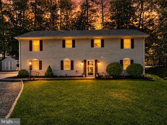 4 BURR HILL DR, Ocean Pines, MD 21811