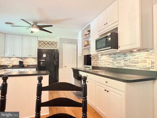 4 BURR HILL DR, Ocean Pines, MD 21811
