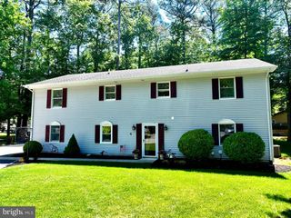 4 BURR HILL DR, Ocean Pines, MD 21811