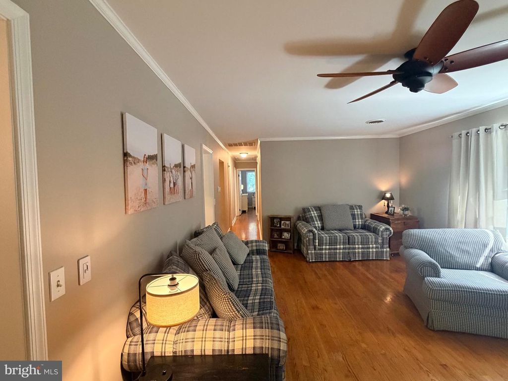 Image 32 of property listing at 4 BURR HILL DR, Ocean Pines, MD 21811