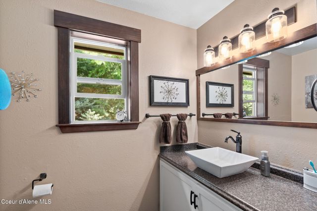 3470 W Seasons Rd, Rathdrum, ID 83858