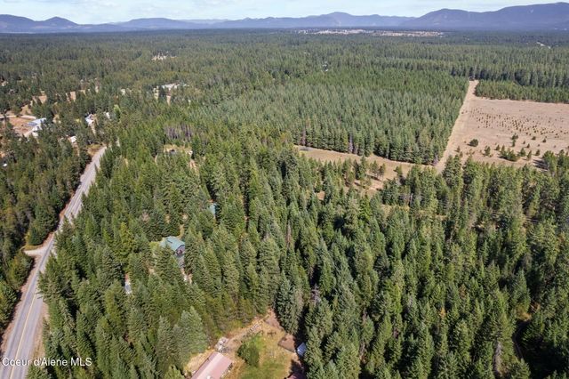 3470 W Seasons Rd, Rathdrum, ID 83858