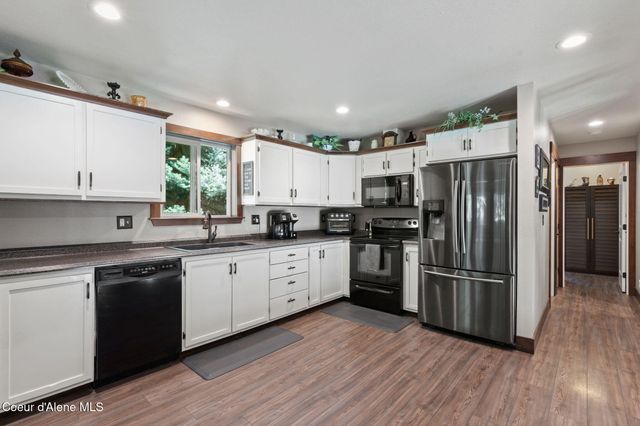 3470 W Seasons Rd, Rathdrum, ID 83858