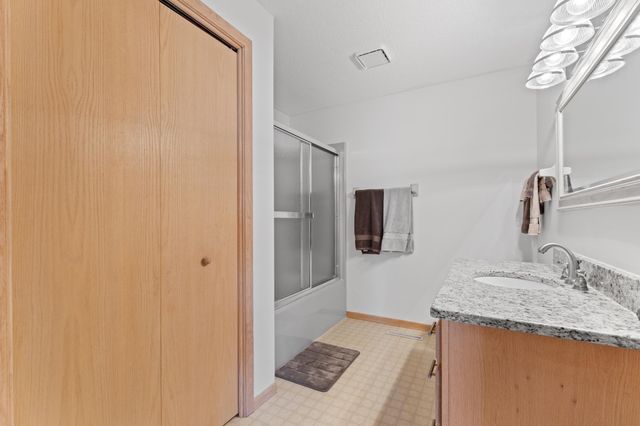 1500 Viola Road NE, Rochester, MN 55906