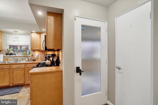 241 S HARLAN ST, York, PA 17402