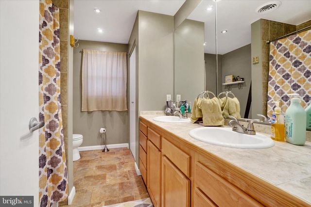 241 S HARLAN ST, York, PA 17402