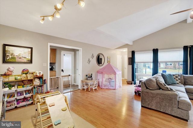 241 S HARLAN ST, York, PA 17402