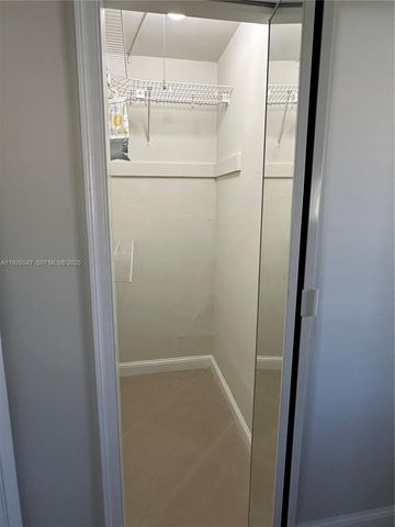 1718 N 27th Ave, Hollywood, FL 33020