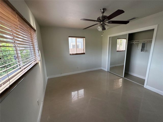 1718 N 27th Ave, Hollywood, FL 33020