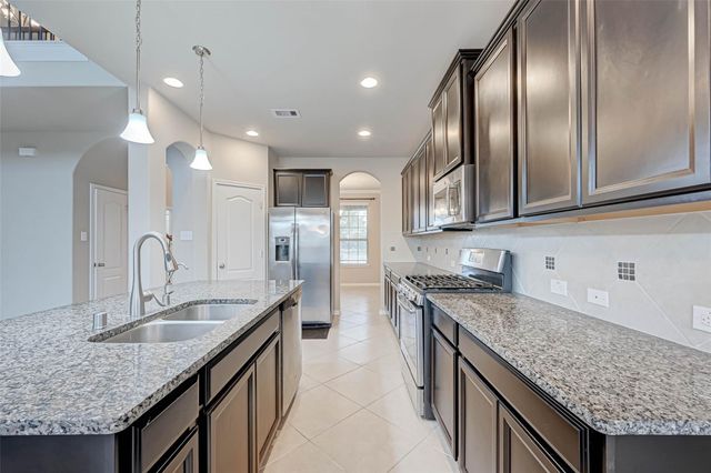 2111 Post Oak Court, Pearland, TX 77581