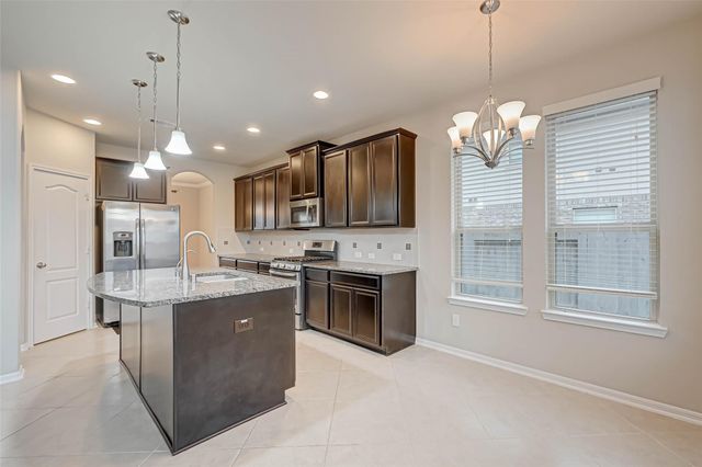 2111 Post Oak Court, Pearland, TX 77581