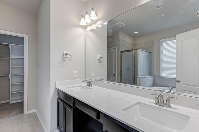 2111 Post Oak Court, Pearland, TX 77581