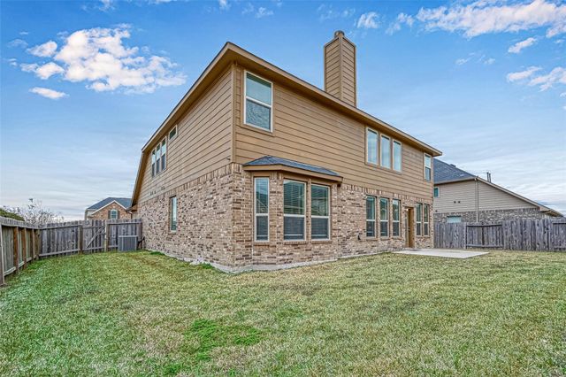 2111 Post Oak Court, Pearland, TX 77581