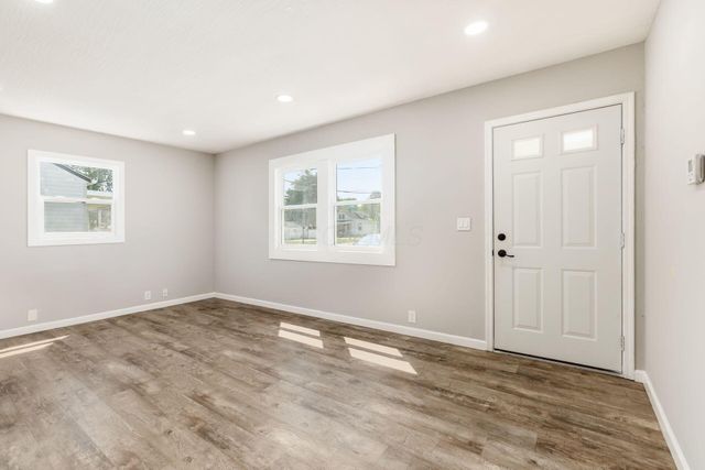 3366 Karl Road, Columbus, OH 43224