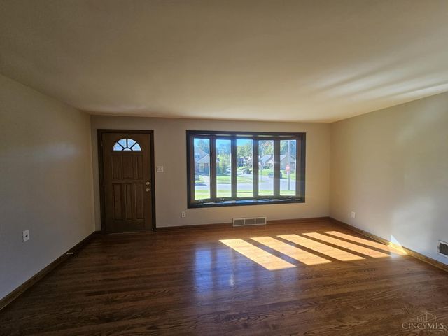 3474 Oakmeadow Lane, Colerain Twp, OH 45239