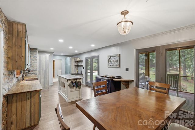 8301 Waxhaw Creek Road, Waxhaw, NC 28173