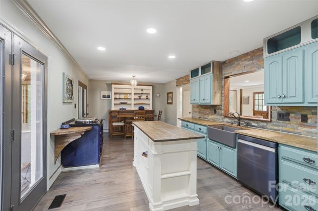 8301 Waxhaw Creek Road, Waxhaw, NC 28173